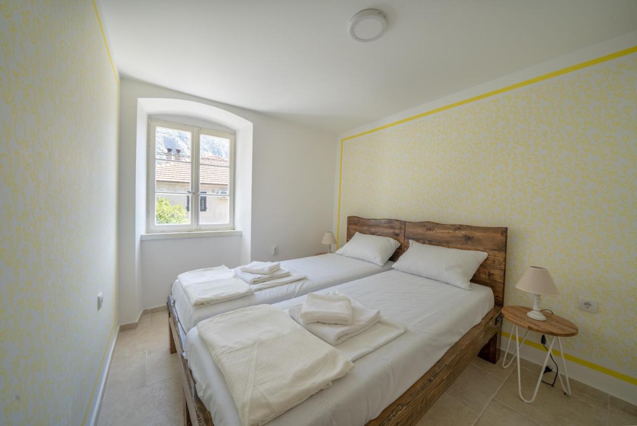 Apartments Oliva Risan Exterior photo